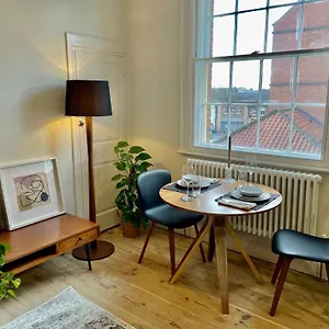 https://walmgate-apartment.yorkshirehotels.net