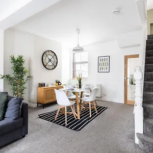 https://levi-suite-by-koya-homes.cardiffhotelswales.com