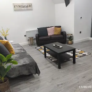 https://sky-apartments.yorkshirehotels.net